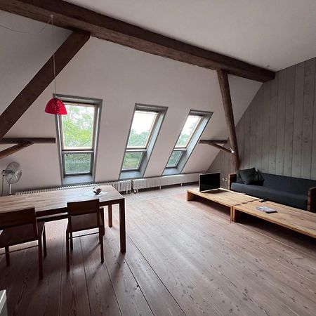 Erfgoed Rikkerda Apartman Lutjegast Kültér fotó